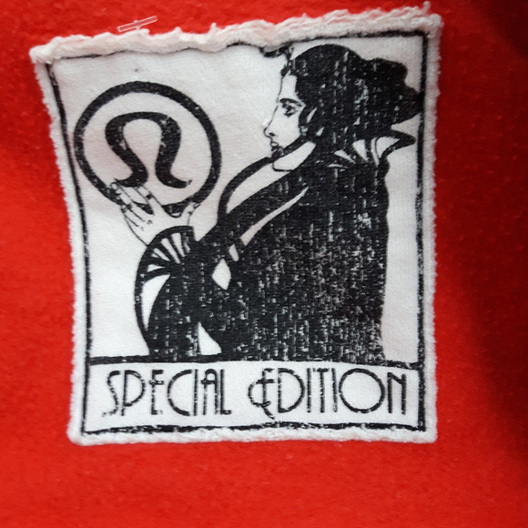 Lululemon Special Edition Scuba Snowflake Sherpa 2 - Picture 2 of 4